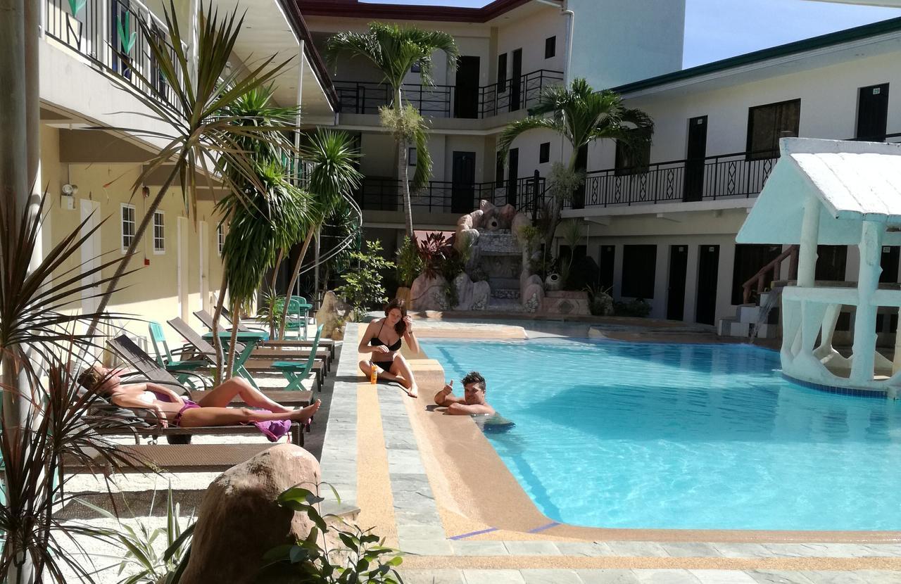 Richdel Hotel Resort Lapu-Lapu City Exteriör bild