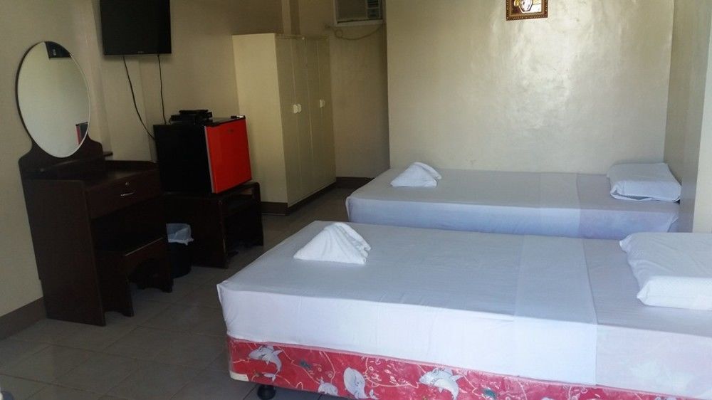 Richdel Hotel Resort Lapu-Lapu City Exteriör bild