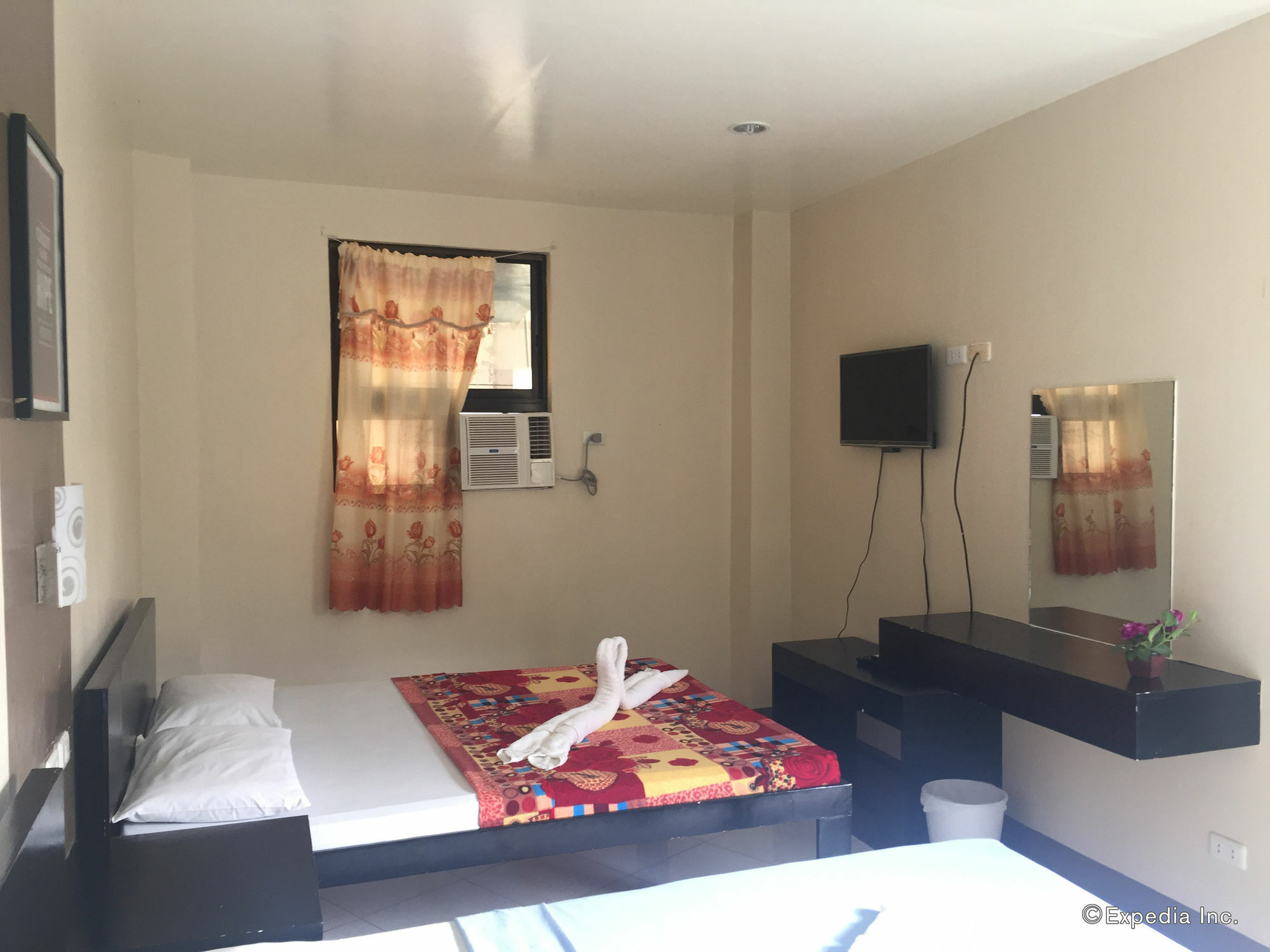 Richdel Hotel Resort Lapu-Lapu City Exteriör bild
